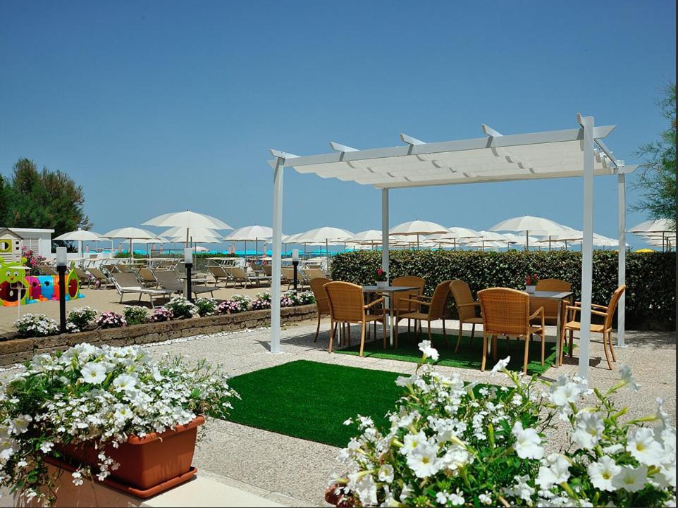 Hotel Napoleon San Mauro Mare Zewnętrze zdjęcie