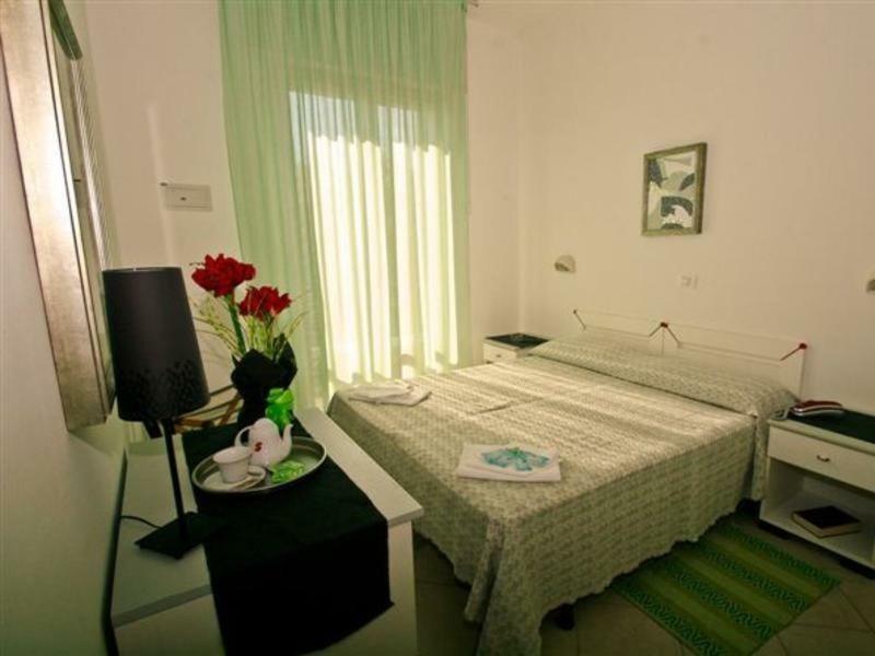 Hotel Napoleon San Mauro Mare Zewnętrze zdjęcie